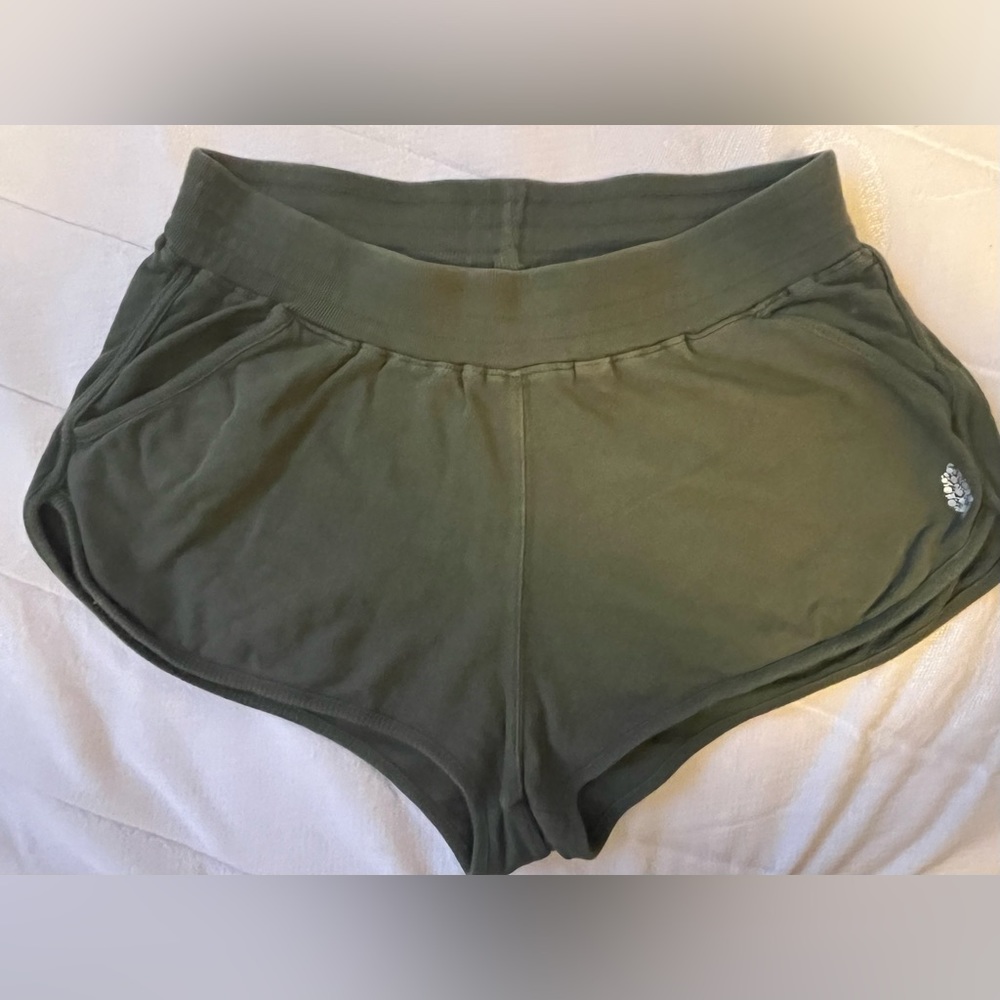 FP Movement shorts, small
